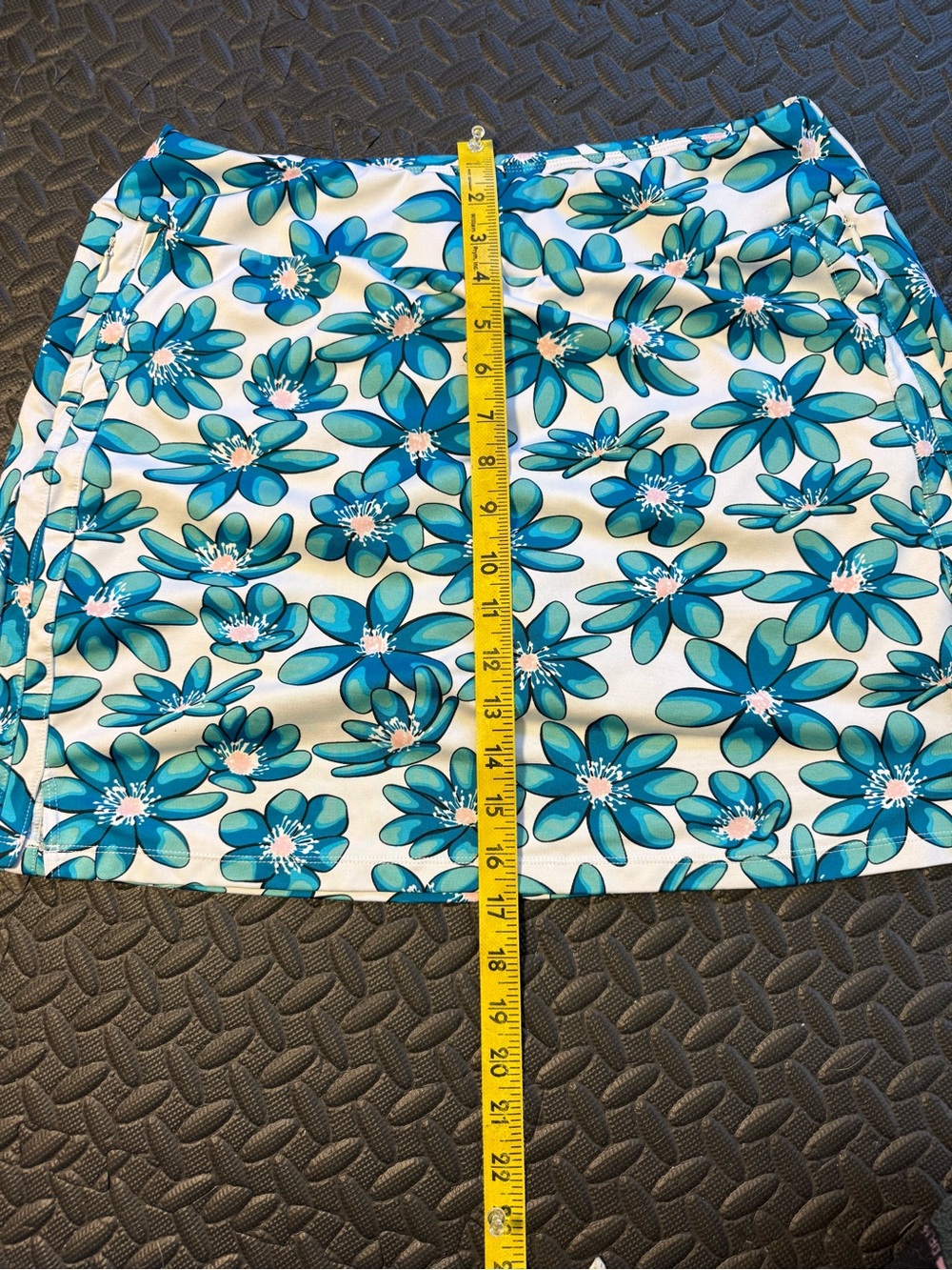 Tail Golf Remy Pull On Teal Floral Performance Golf Skort Size Medium - Picture 7 of 10